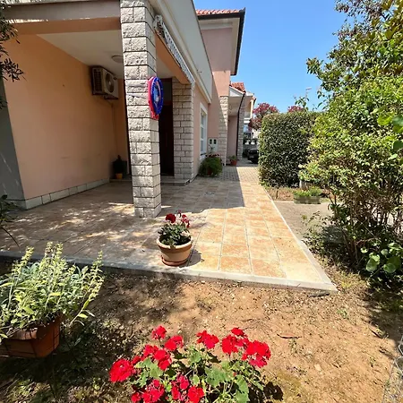 Fiorella 3* Задар