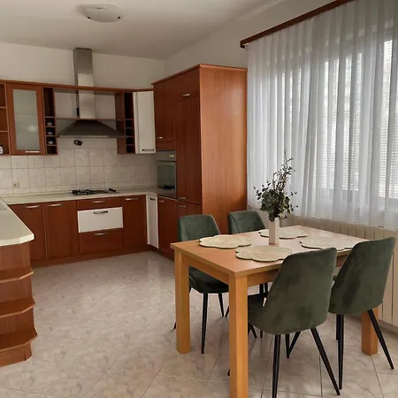 Fiorella 3*